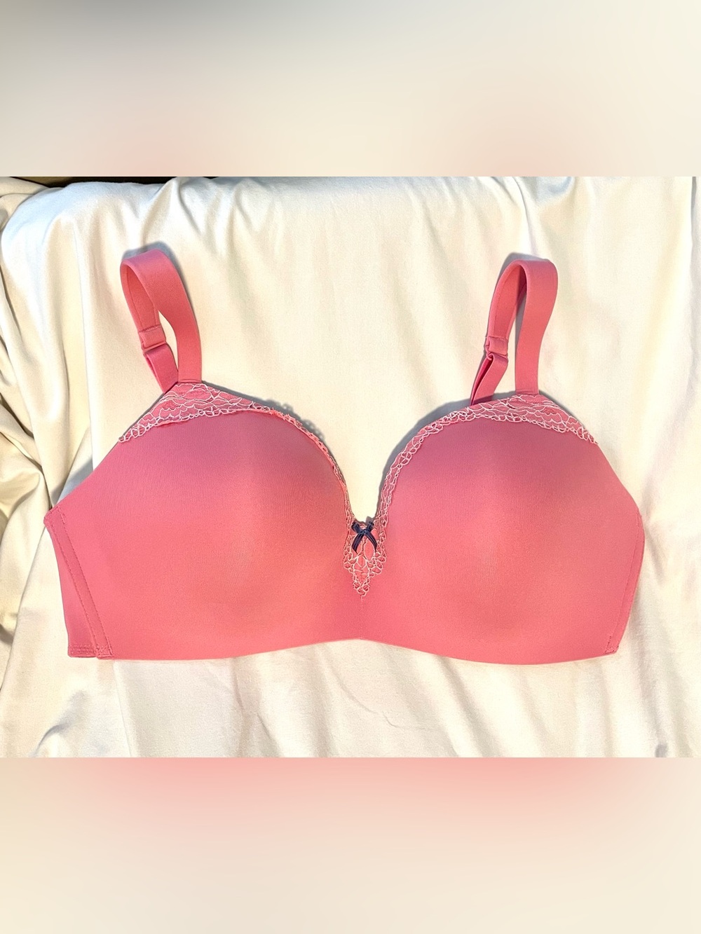 CACIQUE Simply Wire Free T-Shirt w/Lace Bra - Wmn Sz 40DD - Pink - Nylon/Spandex
